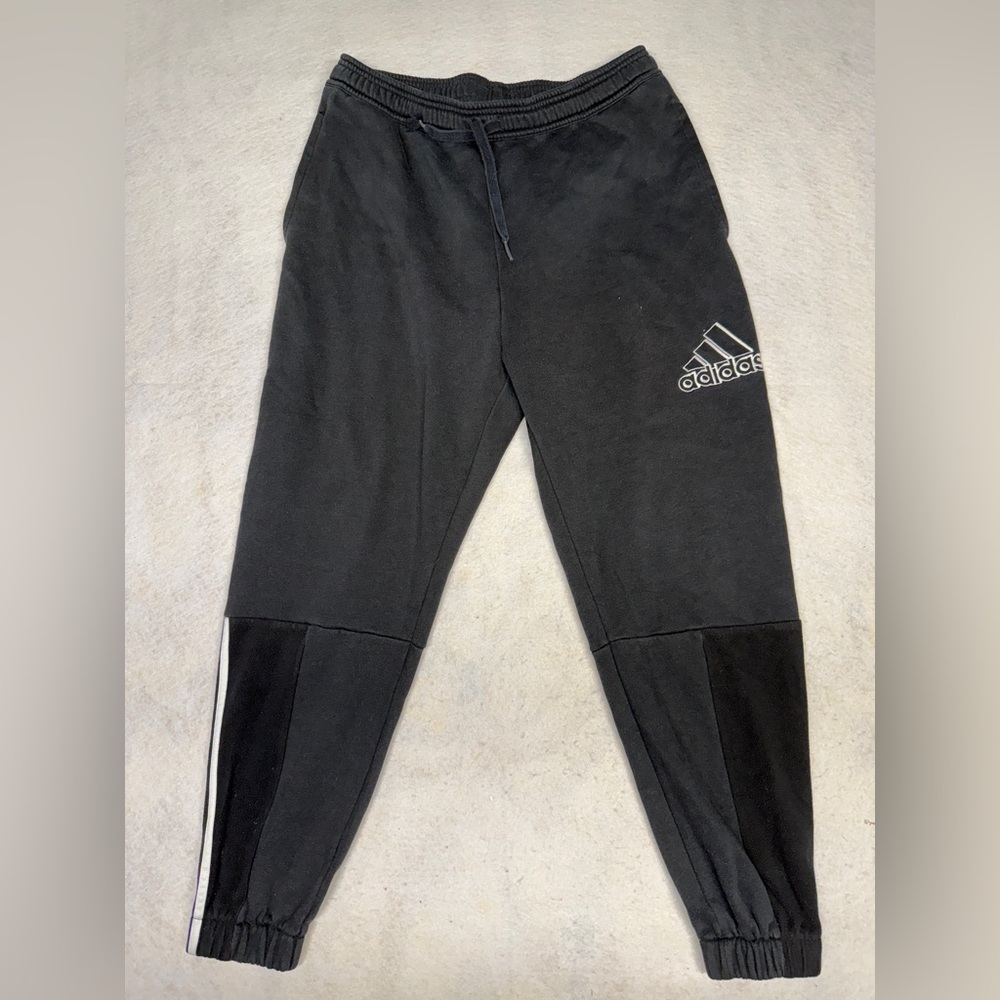 Adidas Men's Medium Black Essential Polar‎ Fleece Jogger Pants GV5299
